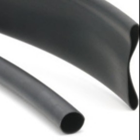 Goede prijs De Flexibele Hitte van EPDM krimpt Koker 6.0mm 125C Zwarte Sleeving online